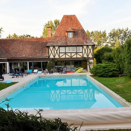 Adorable Appartement Avec Piscine Durtal Buitenkant foto